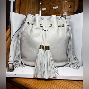 NWOT G.I.L.I. Got It Love It Pebble Leather Drawstring Fringe Bag - Gray
